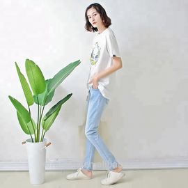 Fashion Embroidered Ladies Straight Leg Jeans / Denim Jeggings Mid Waist Type